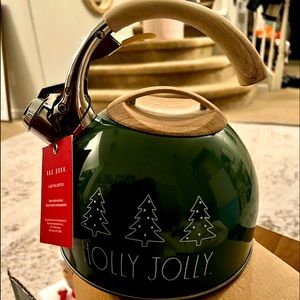 Rae Dunn Christmas kettle - Green holly jolly